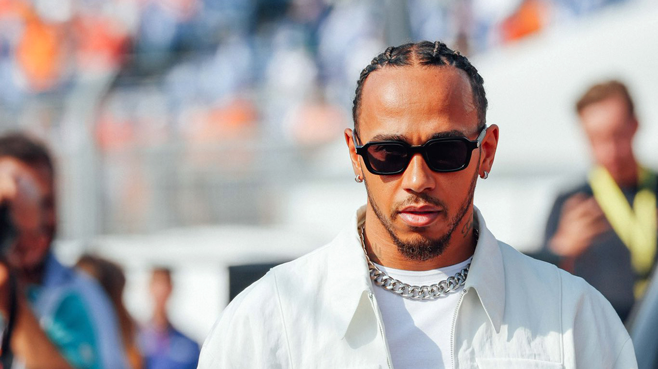 Lewis Hamilton: Sau F1 là ông chủ MU? - Hình 1