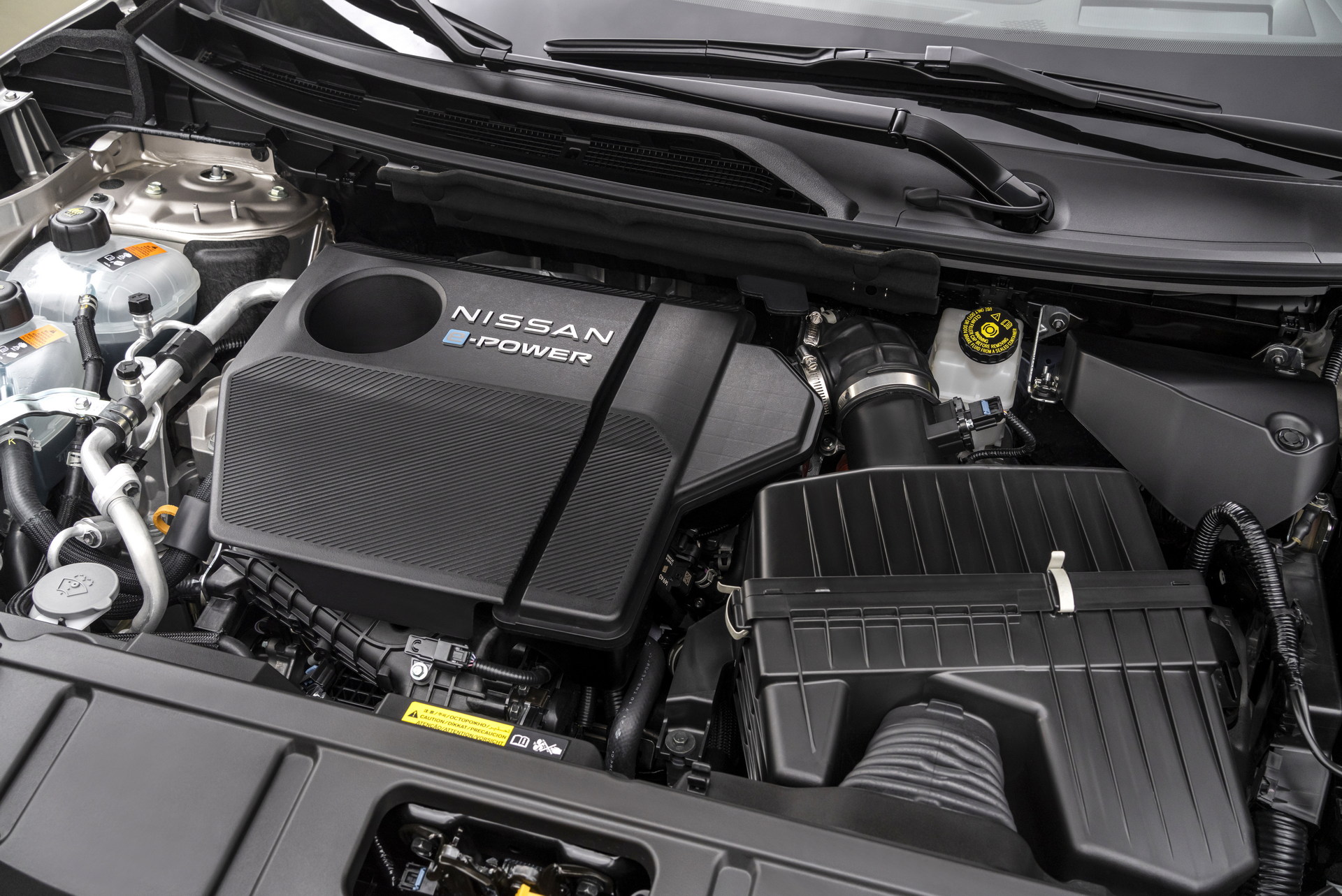Đối thủ của Honda CR-V ra mắt với thiết kế ấn tượng, dùng động cơ hybrid e-Power - Hình 2