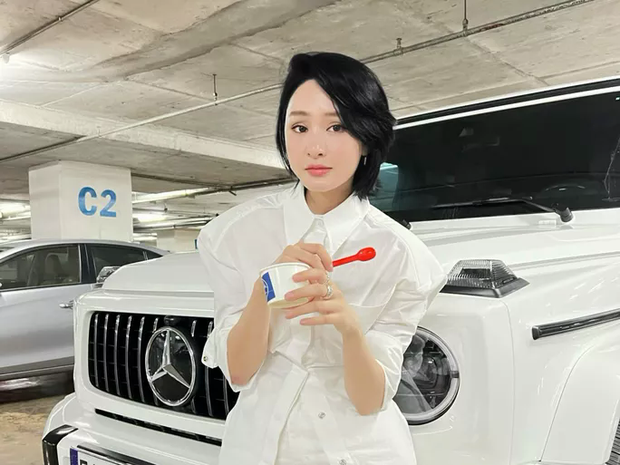 HOT: Hiền Hồ chia tay 'anh nương tựa', mở show miễn phí để lấy lại tình cảm từ fan? - Hình 1