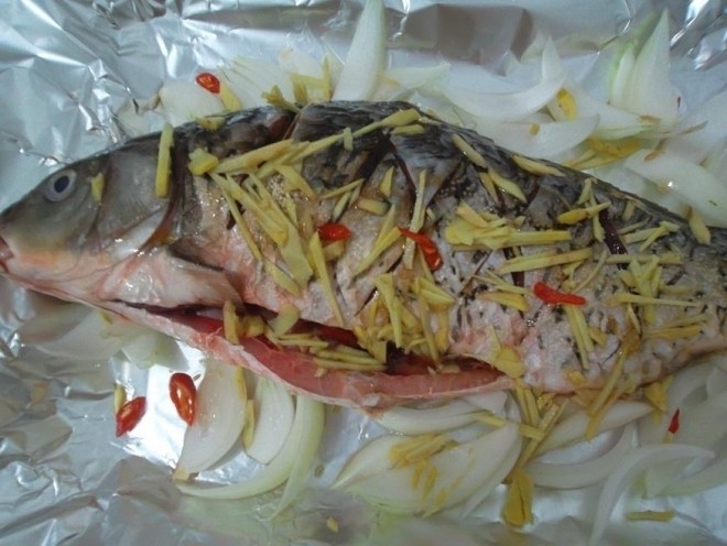 Cá nướng giấy bạc bằng bếp ga - cách nướng cá ngon và đơn giản nhất định bạn nên thử - Hình 3