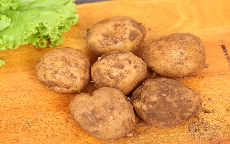 Cách làm khoai tây lắc phô mai thơm ngon, dễ làm - Hình 3
