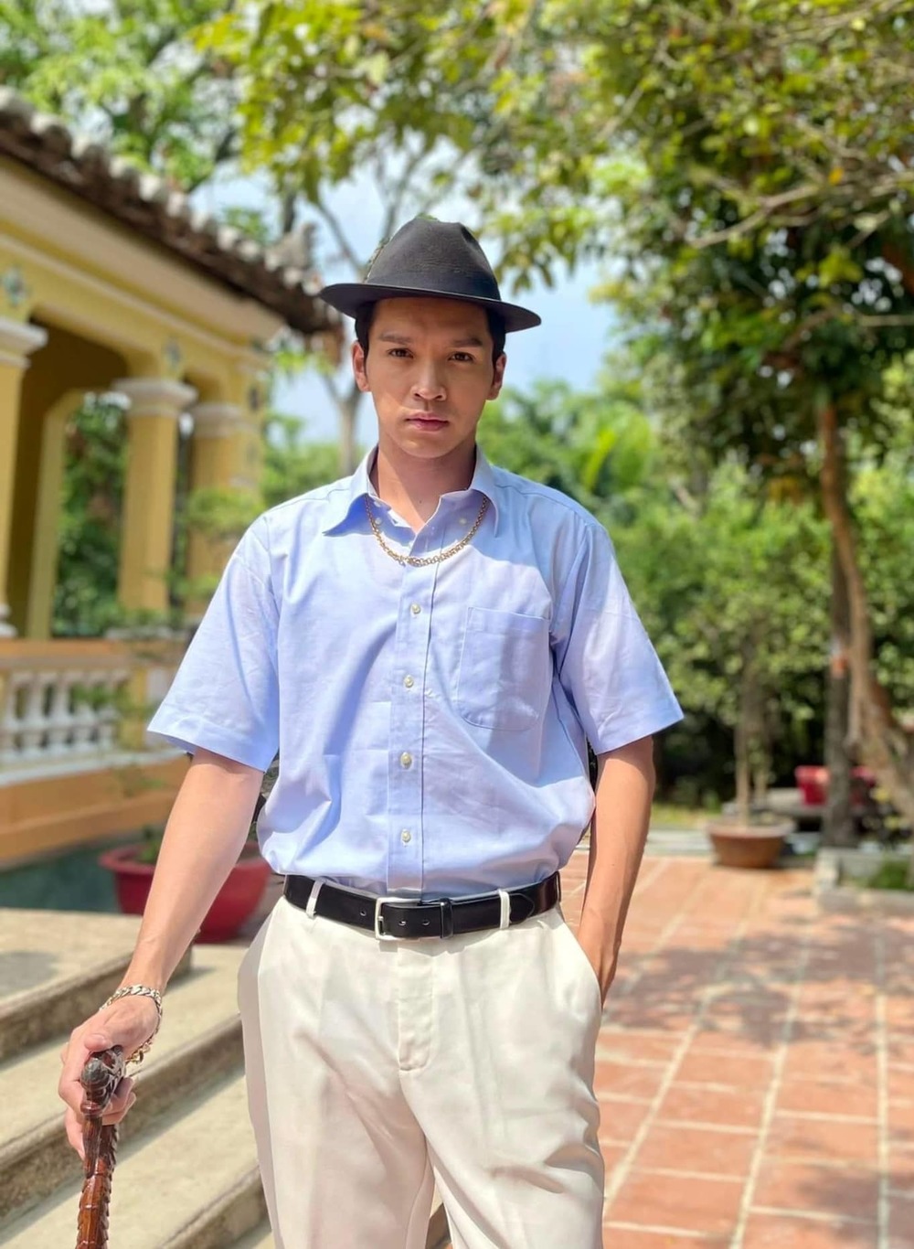 Cậu Hai Lương trong Duyên Kiếp, ngoài đời bị cho là người đồng tính - Hình 4
