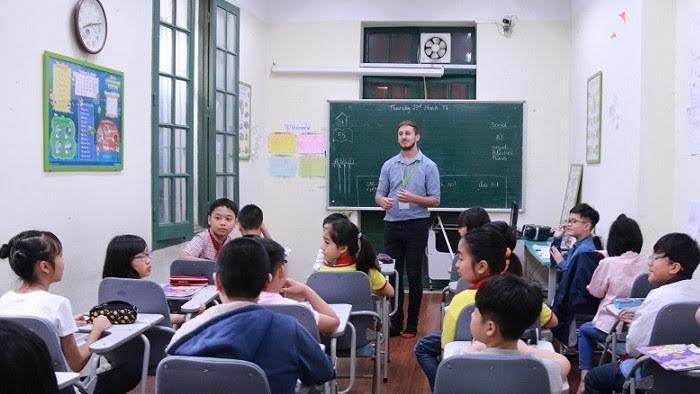 Khuyến khích các trường thực hiện xã hội hóa trong dạy tiếng Anh - Hình 1