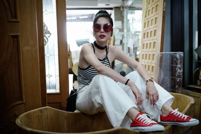 Kwan Usamanee bị tố coi giúp việc như nô lệ, bắt ăn chung đĩa với chó - Hình 7