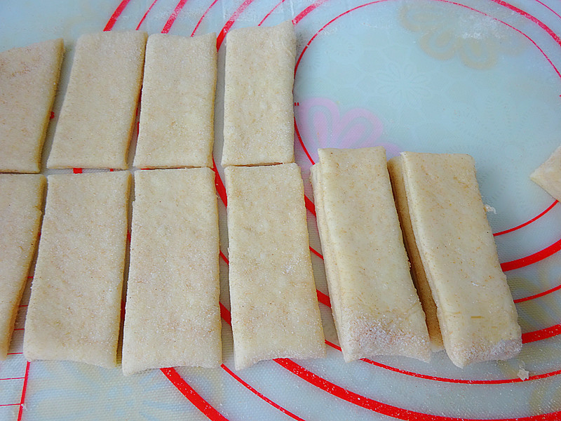 Mát trời làm bánh mì chuột nhỏ xinh bằng nồi chiên không dầu - Hình 6