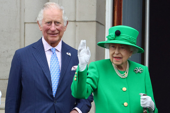 Nữ hoàng Elizabeth II băng hà: Hình ảnh cuối cùng bị rò rỉ, lịch trình tang lễ được thông qua - Hình 1