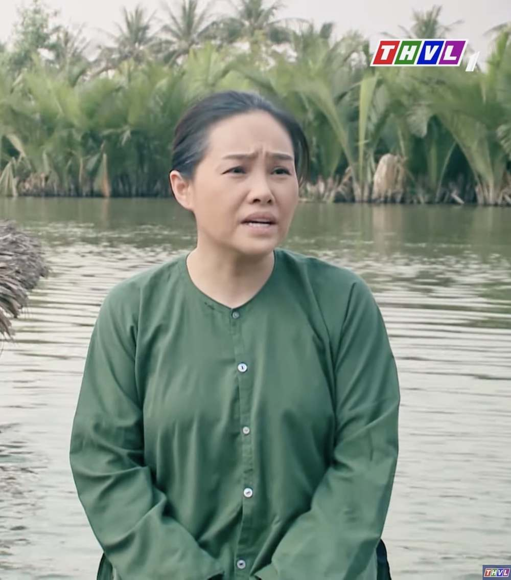 Phi Nga - Bà Sáu Duyên Kiếp: Gần 40 tuổi mới cưới Long Đẹp Trai, từng suýt chết khi vượt cạn - Hình 1