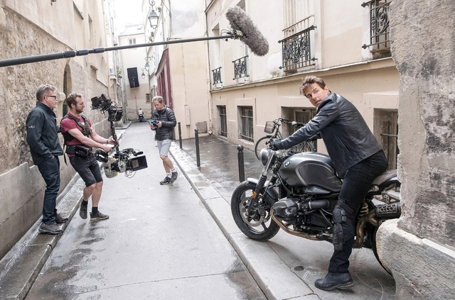 Tải tử U60 Tom Cruise có thu nhập cao nhất Hollywood: Thành công nhờ tận tâm trong mọi vai diễn - Hình 2