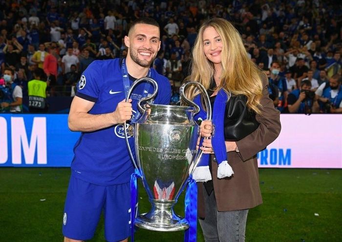 Vợ Kovacic được mệnh danh Shakira của Croatia - Hình 2