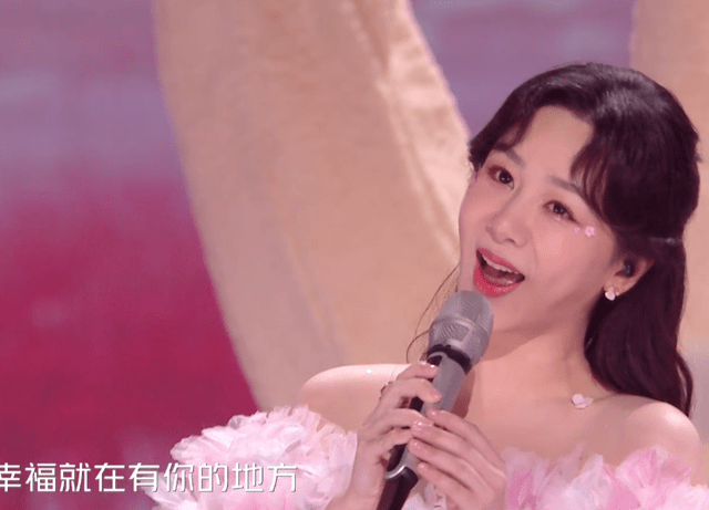 Dương Tử làm trò hề, hát nhép 'không hề giả trân, Dương Mịch được netizen khuyên đừng đi hát - Hình 7