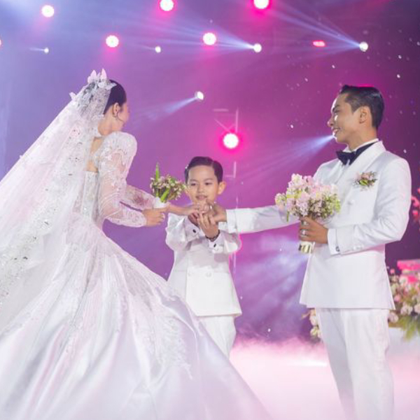 Khánh Thi muốn sinh thêm con cho ông xã dù đã đủ nếp đủ tẻ - Hình 9