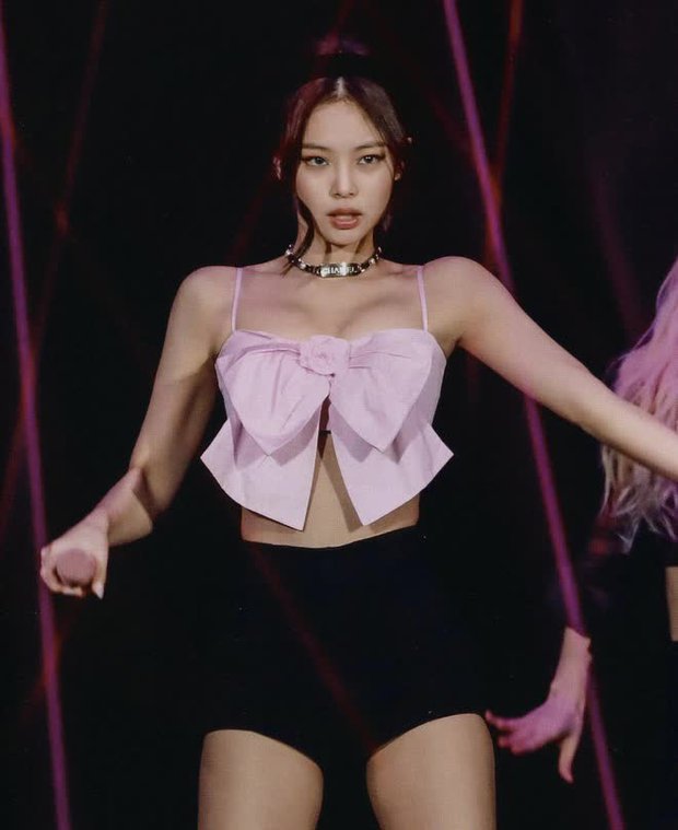 Jennie (BLACKPINK) ngày càng lụi tàn vì vướng vào V (BTS), G-Dragon lộ chuyện giấu kín gây chấn động - Hình 18