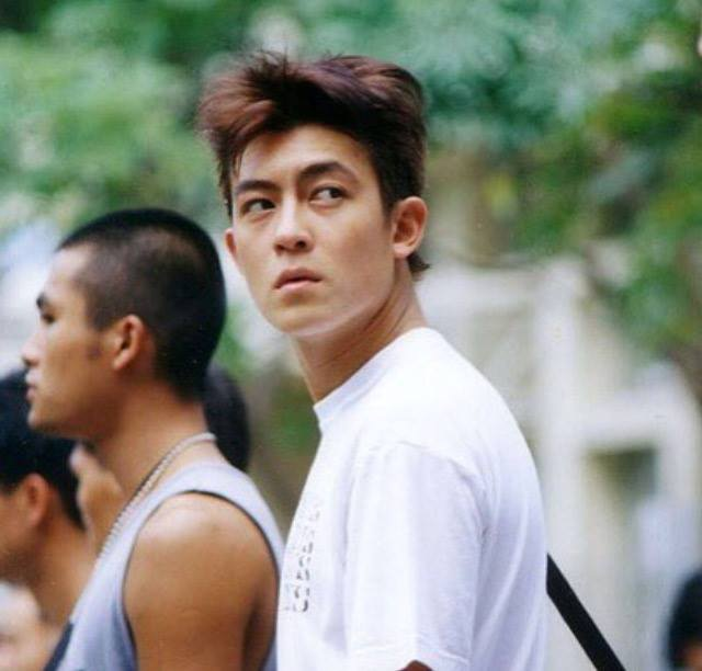 Tần Thư Bồi: Chân dài tai tiếng bị đại gia cắm sừng và cái kết khi lấy trai hư bị ghét nhất Cbiz - Hình 1
