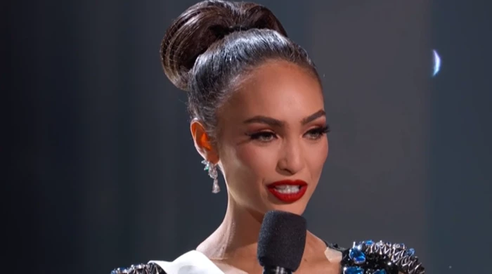 Chung kết Miss Universe: Hoa hậu Mỹ bị tố gian lận, Harnaaz Sandhu vấp té ở màn final walk - Hình 3
