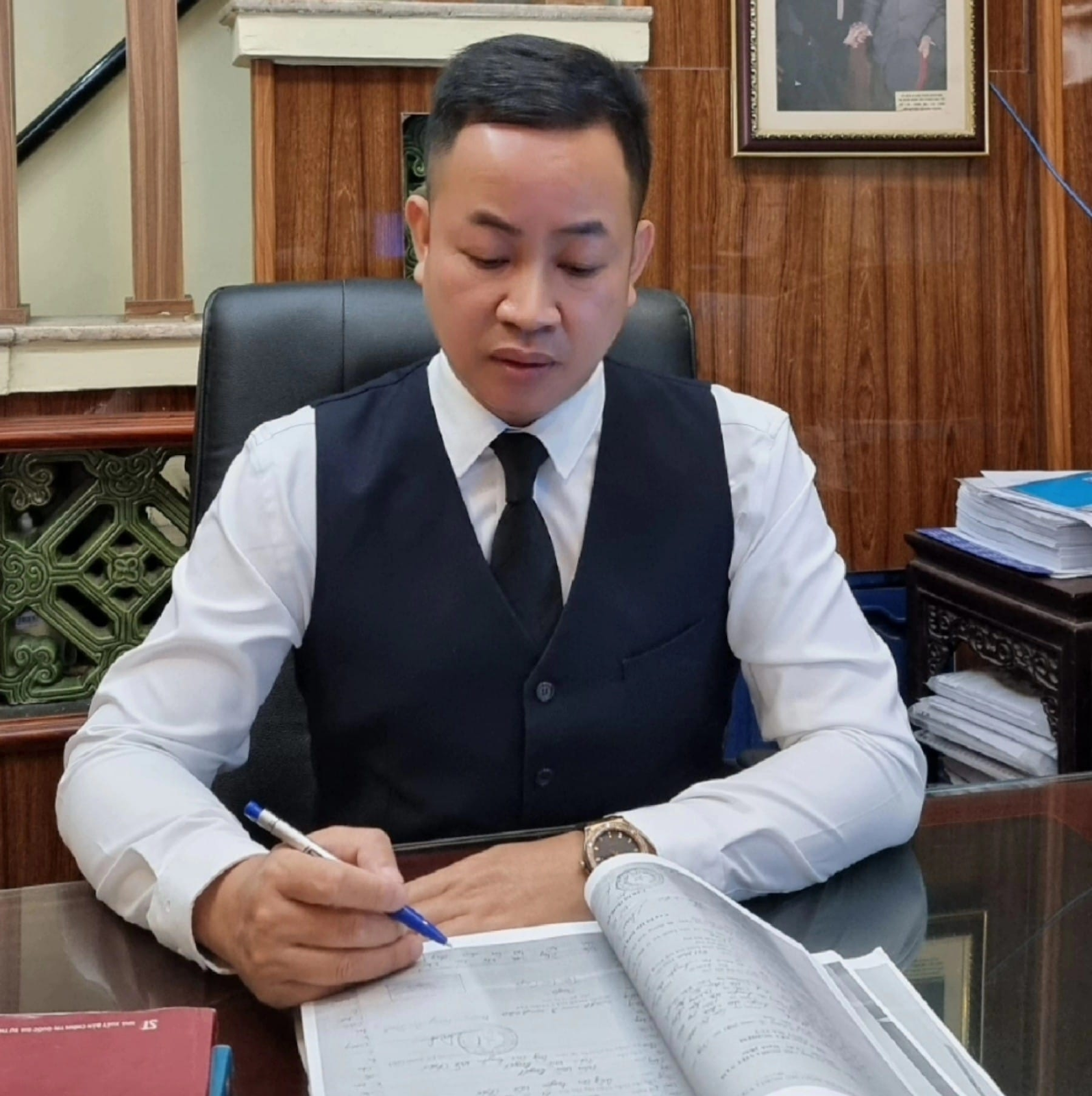 MỚI: Vụ bé trai 7 tháng tuổi gửi bảo mẫu qua đời do sặc sữa: Sẽ tiến hành khai quật mộ - Hình 3