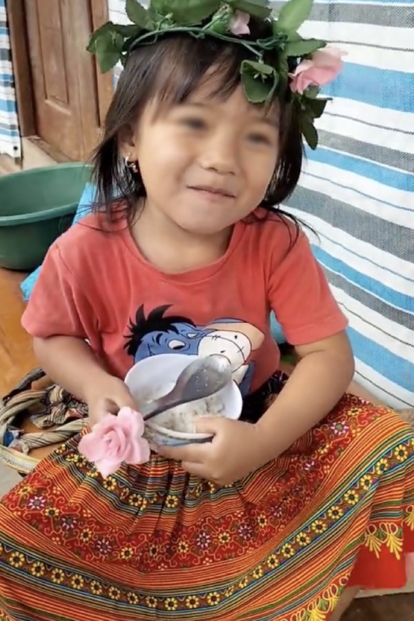 Bóc trần sự thật bé gái không có bánh kem sinh nhật, thổi hộp quẹt thay nến: Chính quyền lên tiếng - Hình 10