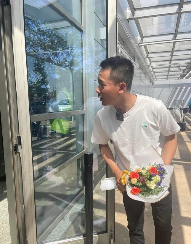 Quang Linh Vlog - Thùy Tiên và 7749 loạt hint hẹn hò khiến CĐM cả nước thi nhau đẩy thuyền? - Hình 5