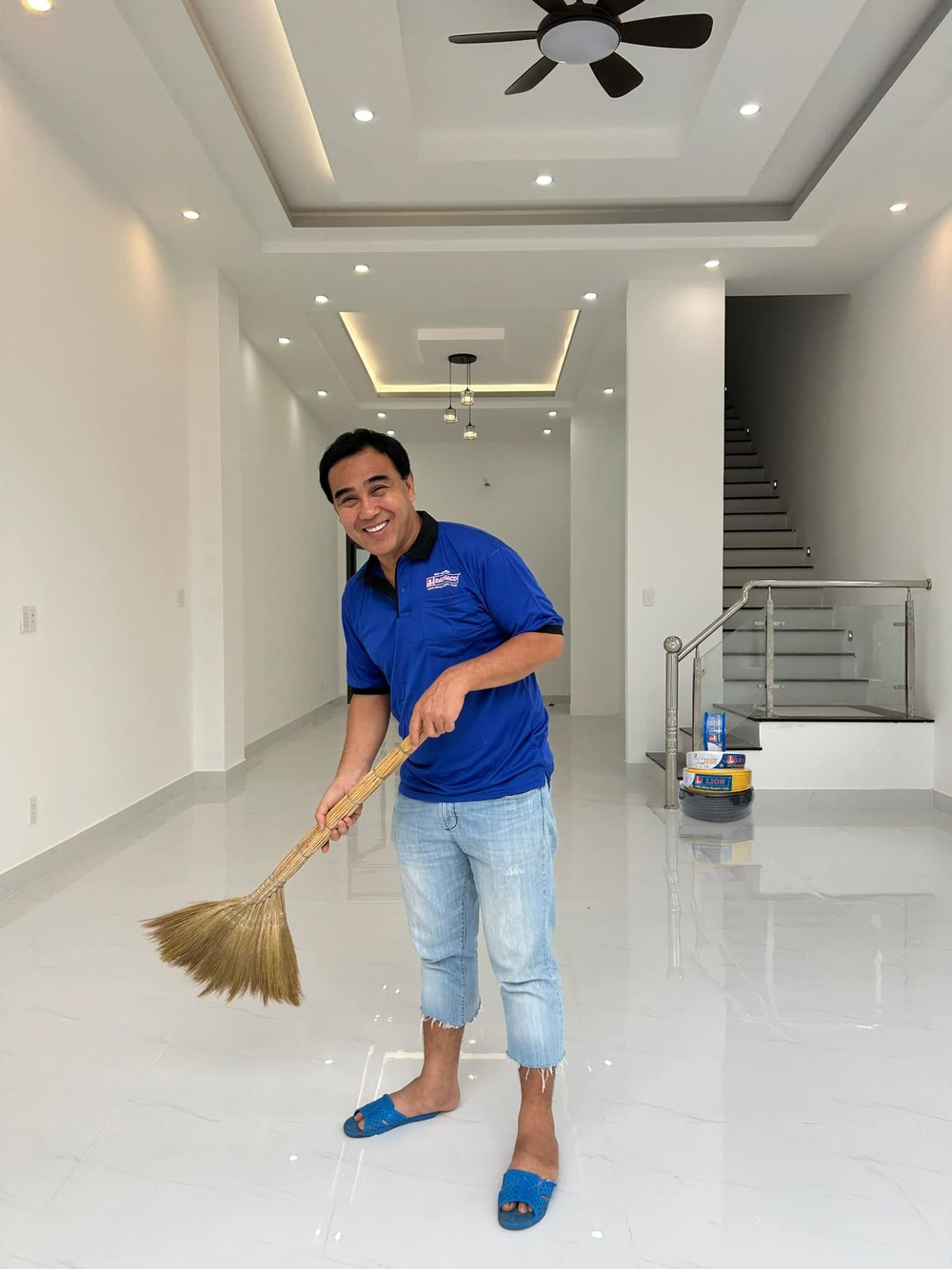 Quyền Linh - Trường Giang: 2 MC giàu nứt vách đổ tường, cùng có chung sở thích lạ - Hình 6