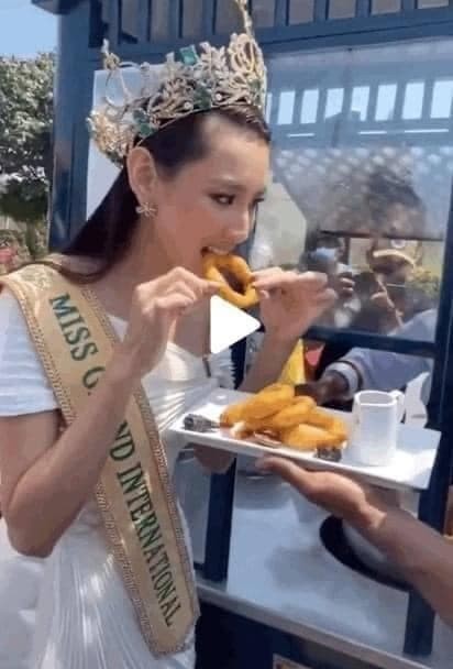 Thùy Tiên lọt TOP nàng hậu ăn uống bất chấp hình tượng, H'Hen Nie còn đòi uống nước cấm vì thèm - Hình 14