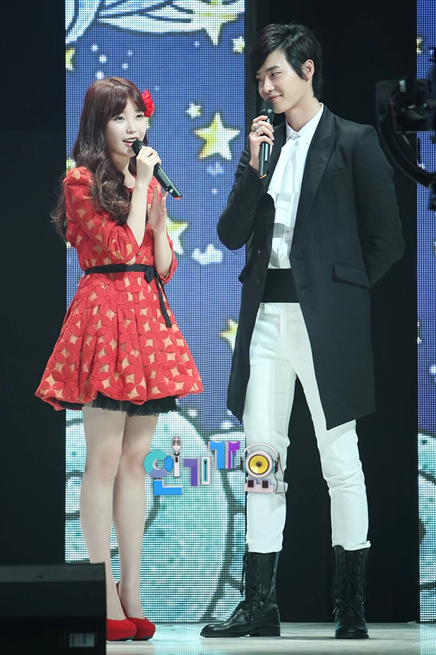 Lee Jong Suk từng thừa nhận 1 người phụ nữ đẹp nhất Hàn Quốc, khiến anh rung động trước khi yêu IU - Hình 5