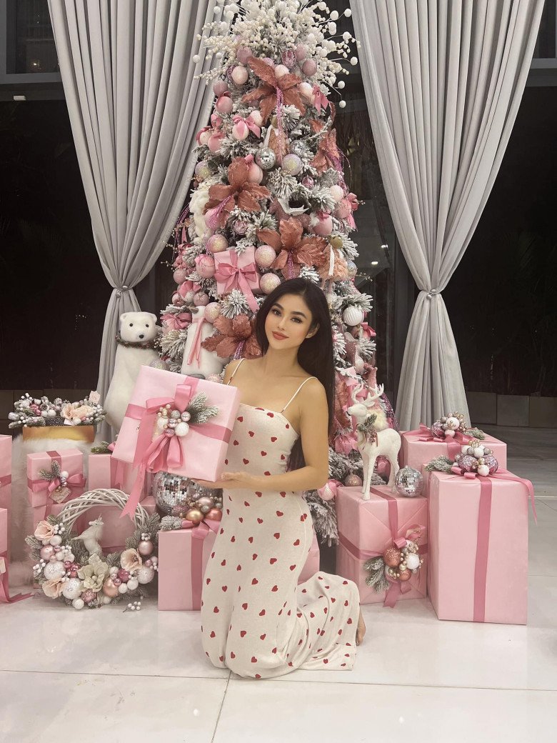 Hoa hậu ăn chơi nhất Sài thành khoe dáng đẹp ná thở dù đã sinh nở, có con cũng không kìm được vẻ sexy - Hình 3