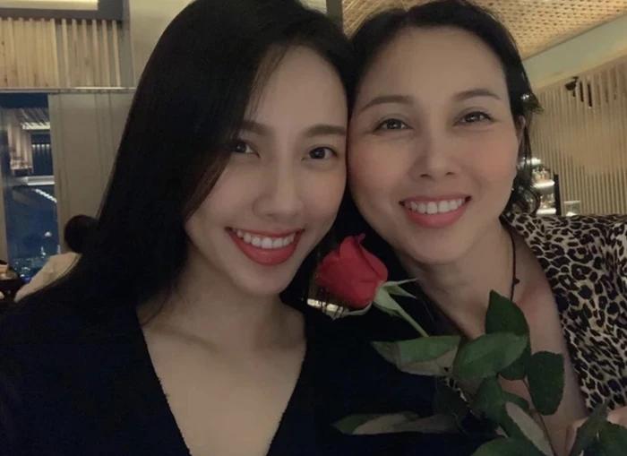 Chị Gấm - Mẹ HH Thùy Tiên: Ăn chay hướng Phật, hôn nhân tan vỡ nhưng luôn dành điều tốt đẹp cho con - Hình 8