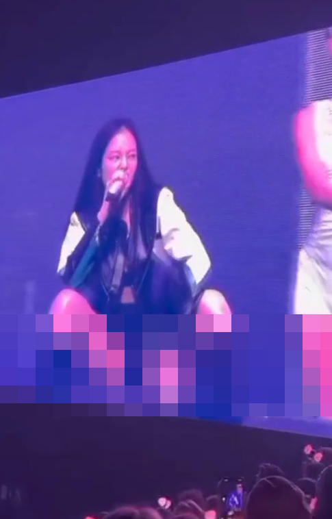 Jennie ngày càng lố khiến giới trẻ 'thoát fan', NewJeans cố đua theo BLACKPINK nhưng bị chê - Hình 2