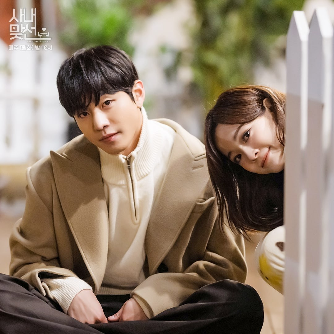 Kim Se Jeong tuyên bố sẽ không yêu đương với Ahn Hyo Seop, fan hoang mang tột độ! - Hình 6