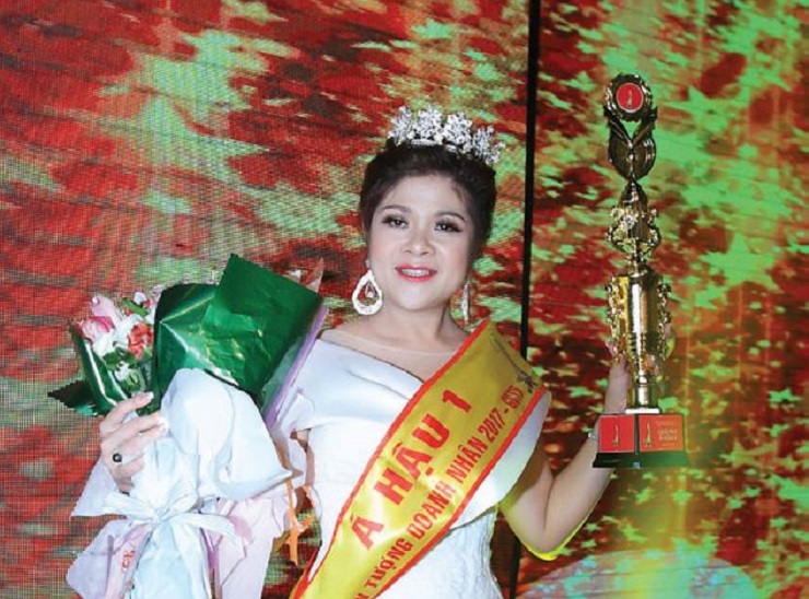 Hoa hậu Lý Thị Minh Nguyệt bị ngân hàng siết nợ hơn 140 tỷ đồng, rao bán tài sản - Hình 4