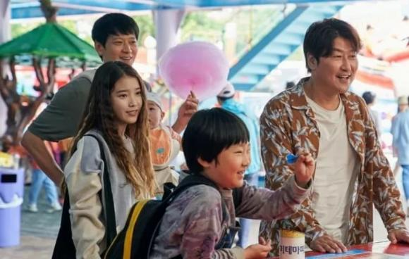 IU nhận tin vui lớn sau khi công khai hẹn hò Lee Jong Suk, hé lộ khối tài sản khủng khi về chung nhà - Hình 3
