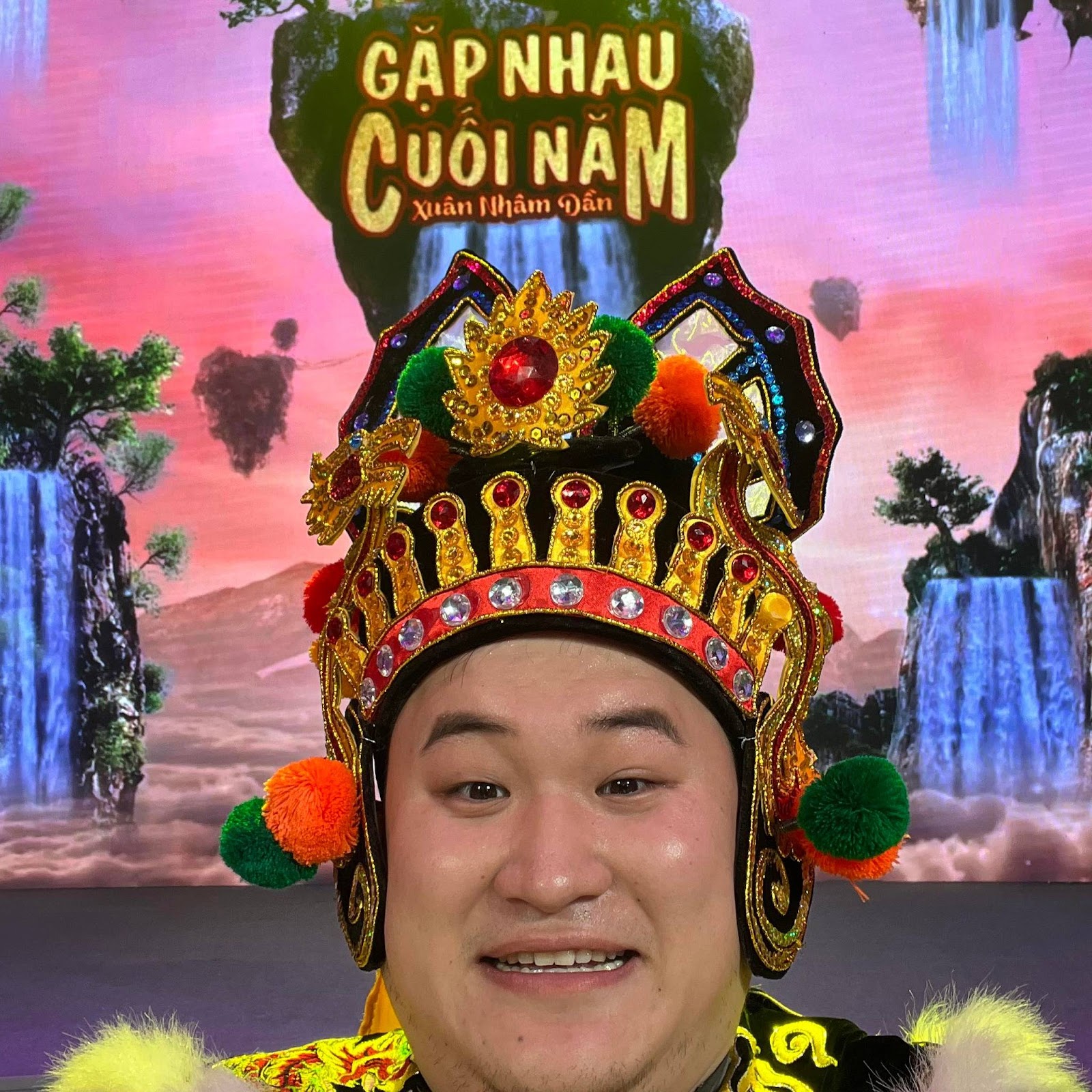 Dũng Hớn - 'Thiên Lôi' to béo nhất Táo Quân: Sự nghiệp ngày càng thăng hoa, hôn nhân gây choáng - Hình 1