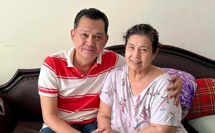 Bà Tư Ù phim Đất phương Nam: Ngoài đời đầy quyền lực, t.uổi già nhiều bệnh tật - Hình 2