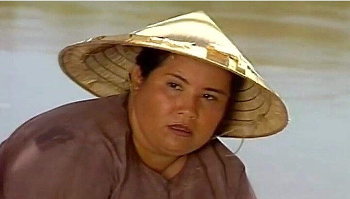 Bà Tư Ù phim Đất phương Nam: Ngoài đời đầy quyền lực, t.uổi già nhiều bệnh tật - Hình 1