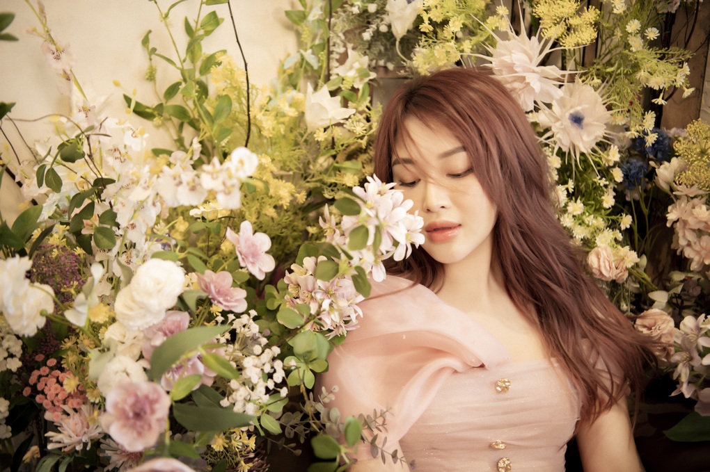 Bùi Dương Thái Hà kỷ niệm 3 năm đoạt Quán quân Giọng hát hay Hà Nội - Hình 1