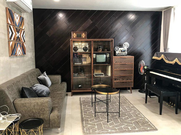 Couple chênh 17 tuổi đăng ký kết hôn sau bốn tháng quen nhau, giờ tấu hài mỗi ngày trong biệt thự 23 tỷ - Hình 8