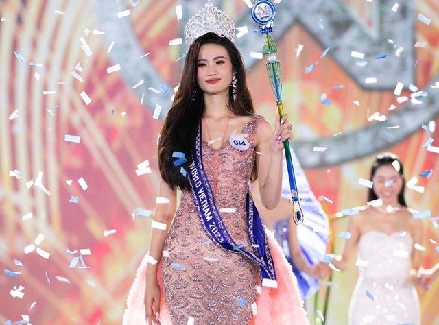 Hai nàng hậu thị phi nhất làng nhan sắc năm 2023: Vừa đăng quang đã bị công chúng quay lưng, yêu cầu tước vương miện - Hình 1