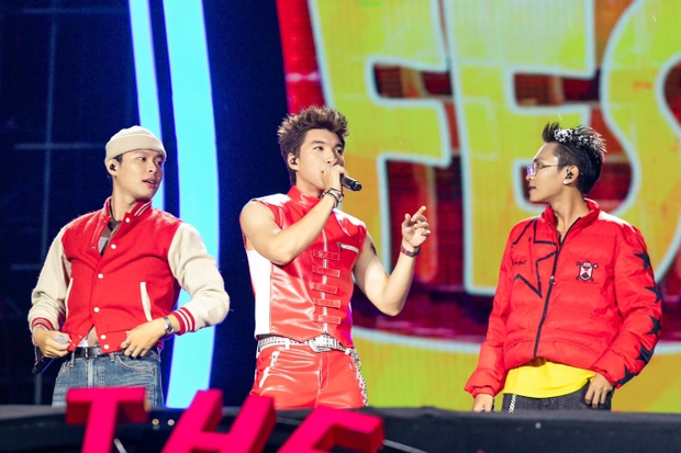 HURRYKNG gọi HIEUTHUHAI là ân nhân: Nhiều công ty lớn mời về nhưng từ chối, đi show đều gửi lương về cho đồng đội! - Hình 1