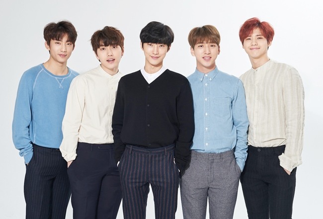 Jung Jin Young (B1A4): Mỹ nam toàn năng của giải trí Kbiz, được gọi là ông nội vì lý do đặc biệt - Hình 2