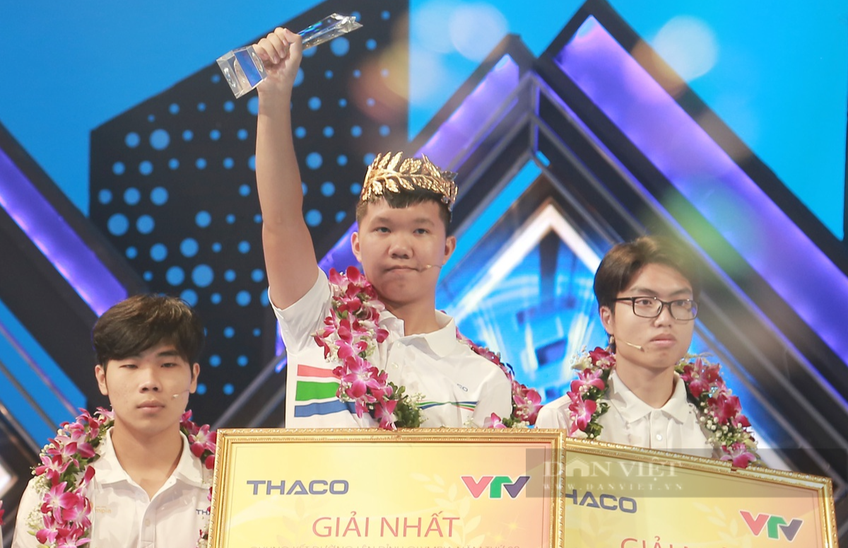 Lê Xuân Mạnh gây tranh cãi vì nhận thưởng khủng, TS Đoàn Hương không công nhận Olympia là tài năng - Hình 1