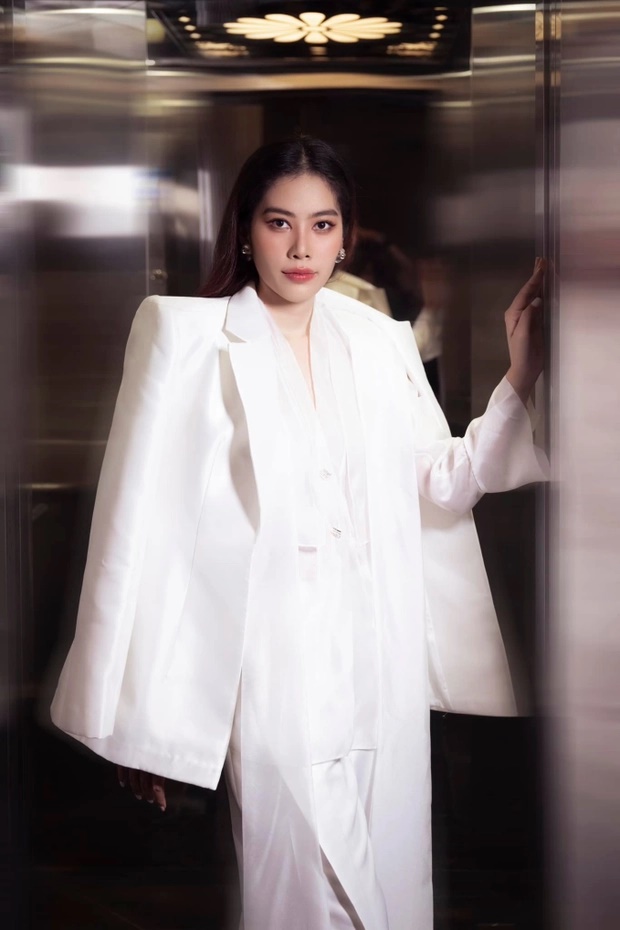 Nam Em lộ diện với thần sắc gây chú ý hậu bị tố nợ 6 năm không trả, hy vọng vũ trụgiúp điều này - Hình 5