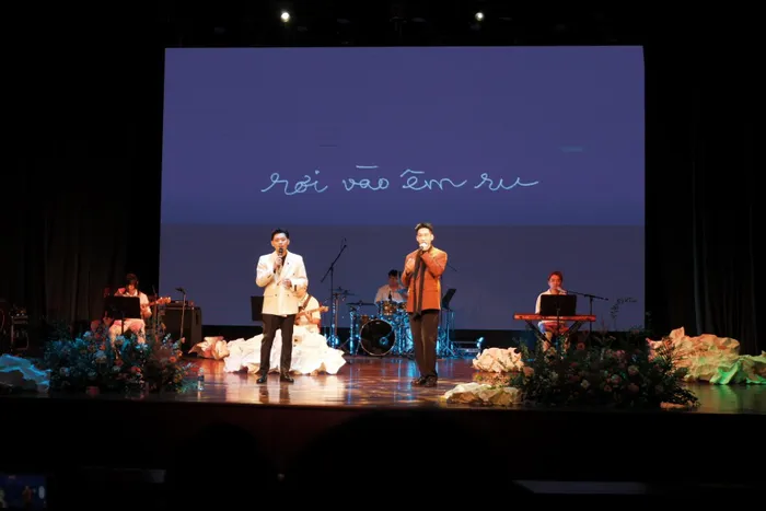 Rơi vào êm ru cùng Thái Đinh và Minh Min - Hình 4