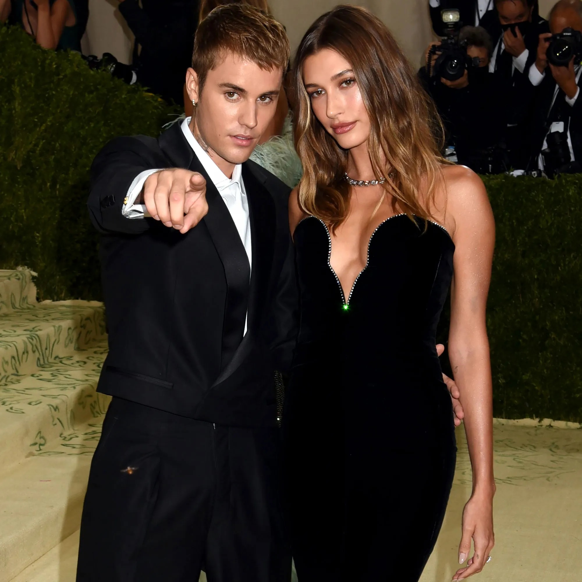 Selena Gomez réo Justin Bieber, nhắc lại thời gian đau khổ, CĐM van xin: Đừng ăn mày quá khứ nữa - Hình 5
