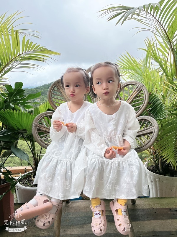 Cặp song sinh dính liền Trúc Nhi - Diệu Nhi sau hơn 3 năm làm đại phẫu tách rời, hiện tại ra sao? - Hình 10