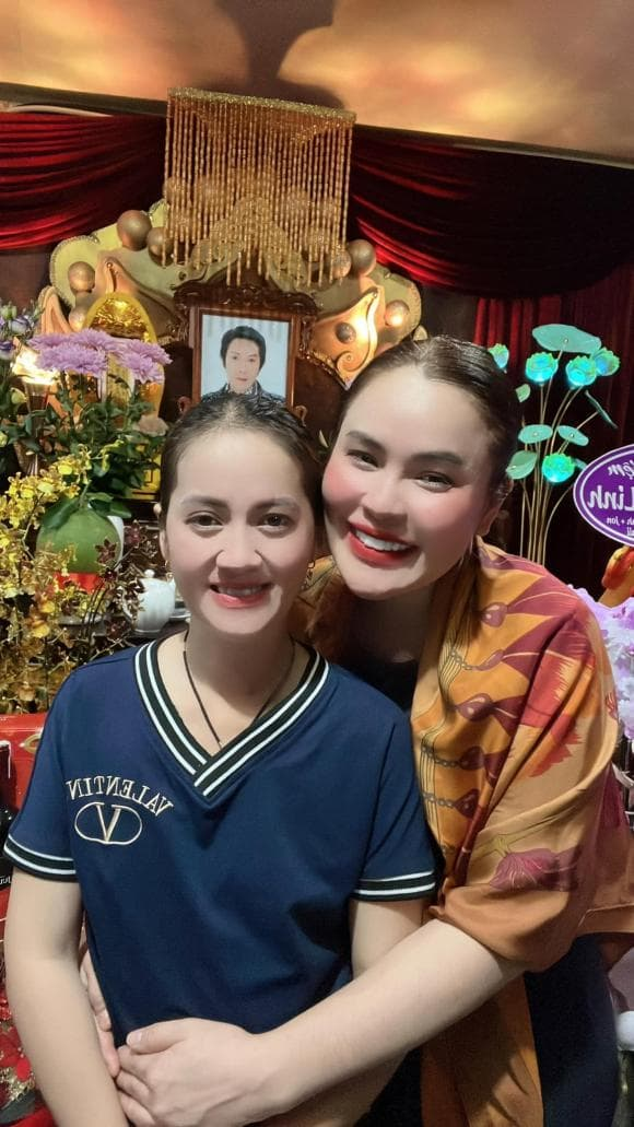 Cháu Vũ Linh vừa khoe bán được 200 tô bún bò thì bị bom hàng, Phương Lê nổi đóa với 1 soạn giả ở Mỹ - Hình 6