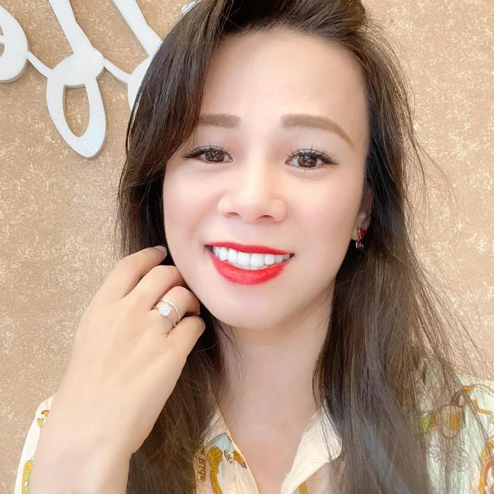 Vợ cũ Shark Bình hớn hở diện váy cô dâu giữa lúc nam CEO rộ tin có con đầu lòng với Phương Oanh? - Hình 7