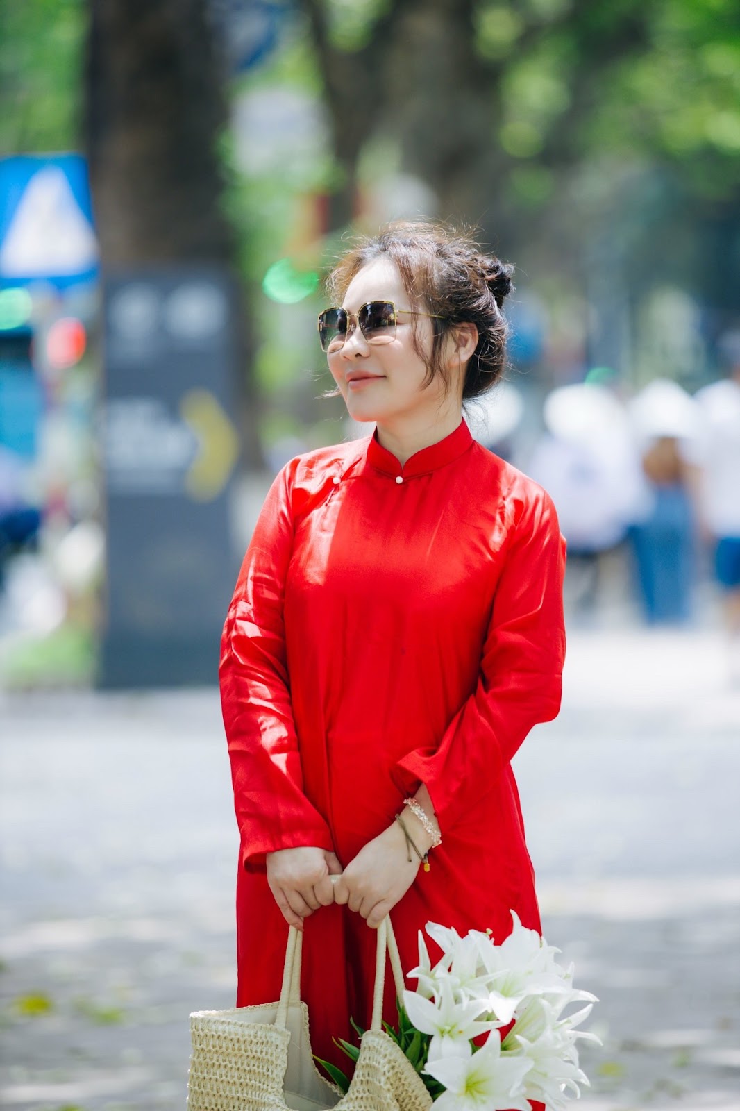 Vợ doanh nhân nhận xét 1 điều cực sốc về Quý Bình, hé lộ cách cư xử của con trai lớn với cậu út - Hình 1