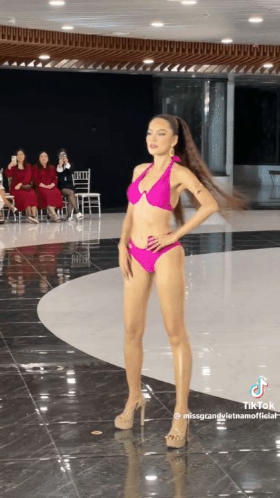 Bắt trọn phần thi bikini của Lê Hoàng Phương qua cam thường: Body cuốn hút, gây tranh cãi 1 chuyện - Hình 4