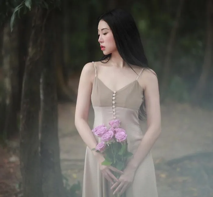 Ngắm nhan sắc người đẹp Việt Kiều vừa đăng quang Miss Earth Vietnam 2023 - Hình 8
