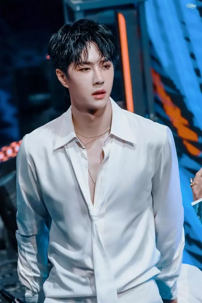 Vương Nhất Bác nhận tin vui lớn cơ đồ như diều gặp gió, Tiêu Chiến có nguy cơ tiêu tan sự nghiệp? - Hình 8