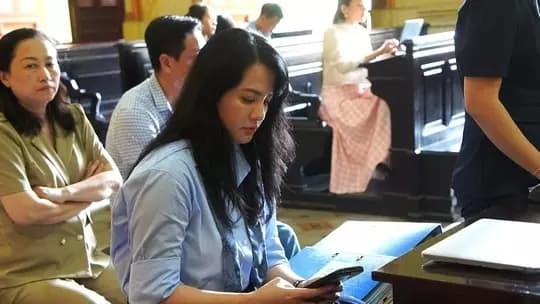 Đại gia Đức An nhượng bộ Ngọc Thúy 1 điều này tại tòa, Phan Như Thảo tỏ thái độ với vợ cũ của chồng? - Hình 3